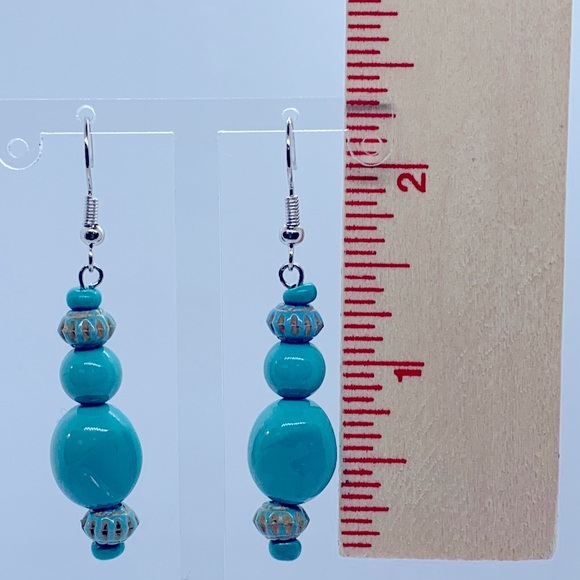 Beaded Dangle Earrings - Picture 2 of 3